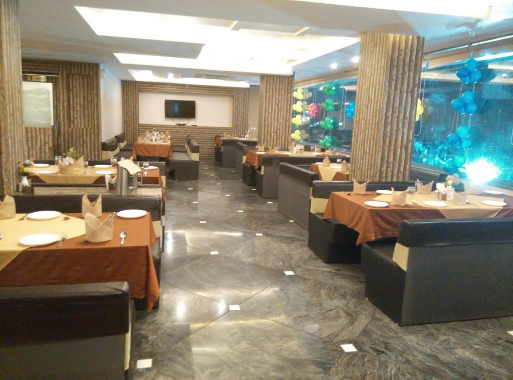 אינדורה Hotel Siddhant מראה חיצוני תמונה